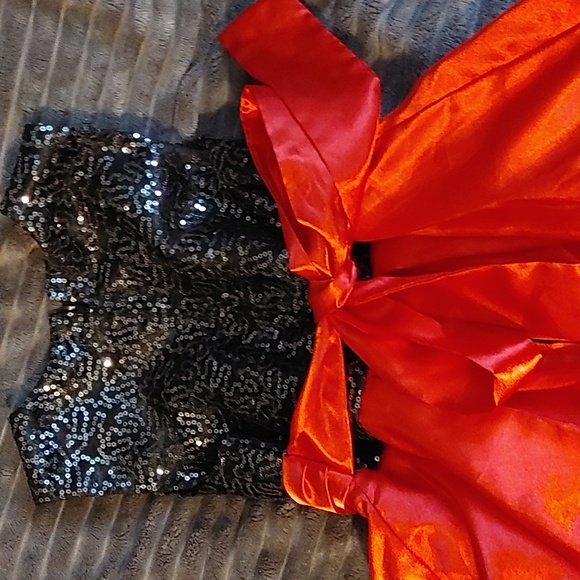 3/$40 Marc & Maddie Dress - Picture 6 of 7